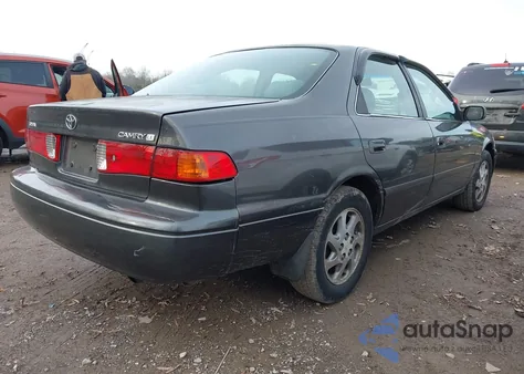 2000 Toyota Camry из США, поврежденный, VIN 4T1BG22K7U987906